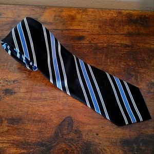 Men's Donald J. Trump Signature Collection 100% Silk Tie BLUE BLACK STRIPES